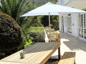  Vacation Hub International | Tarragona Lodge Lobby