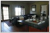  Vacation Hub International | Miller Avenue Lobby