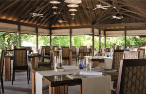  Vacation Hub International | Coco Bodu Hithi Lobby