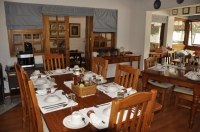  Vacation Hub International | Cranes Nest Guest House @ 212 Lobby