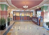  Vacation Hub International | Orlando Vista Hotel Lobby