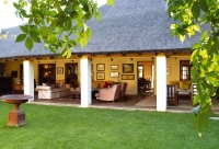  Vacation Hub International | Elephant House Lobby