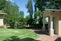  Vacation Hub International | Drinkwater Guest Farm Lobby