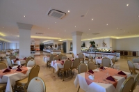  Vacation Hub International | Azka Hotel Lobby