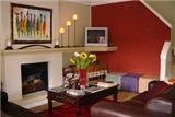  Vacation Hub International | 1 On Queens Guest House Lobby