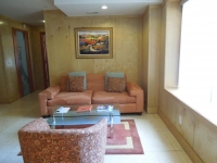  Vacation Hub International | The Eldon Luxury Suites Lobby