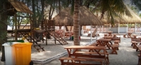  Vacation Hub International | Pomene Lodge Lobby