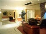  Vacation Hub International | Apollo Hotel Lobby