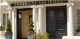  Vacation Hub International | Henry The Eighth Lobby
