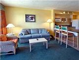  Vacation Hub International | Days Inn Key West Lobby