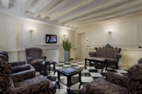  Vacation Hub International | Una Venezia Lobby