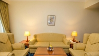  Vacation Hub International | Rolla Residence Lobby