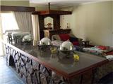  Vacation Hub International | The Munday Bed & Breakfast Lobby
