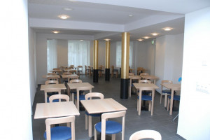  Vacation Hub International | Bristol Hotel Lobby