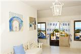  Vacation Hub International | Villa Blu Lobby