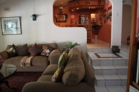  Vacation Hub International | Bumble Bee Guest House Lobby