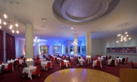  Vacation Hub International | The Golden Bay Beach Hotel Lobby
