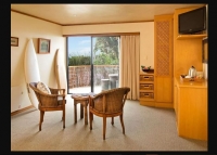  Vacation Hub International | African Perfection Bed And Breakfast Lobby