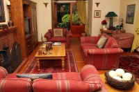  Vacation Hub International | Del Roza Guest House Lobby