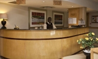  Vacation Hub International | Road Lodge Carnival City Lobby