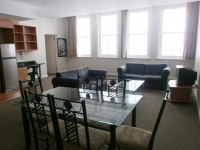  Vacation Hub International | Glaston House Terrace Lobby