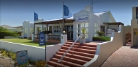  Vacation Hub International | Jane's Guest House Lobby