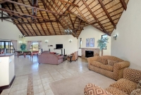  Vacation Hub International | Zebula Bush Lodge Lobby