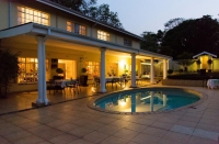  Vacation Hub International | La Barune Guest House Lobby