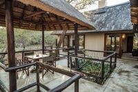  Vacation Hub International | Raptors Lodge Accomodation Lobby
