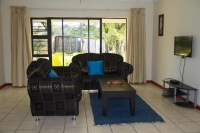  Vacation Hub International | Sand River Cottages Lobby