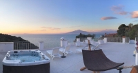  Vacation Hub International | Boutique Hotel Helios Lobby