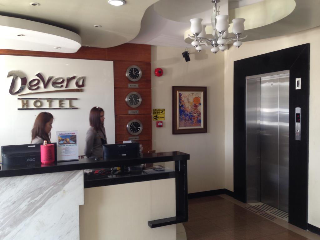  Vacation Hub International | Devera Hotel Lobby