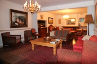  Vacation Hub International | The Boston Guesthouse Lobby
