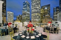  Vacation Hub International | Hilton Checkers Los Angeles Lobby