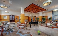  Vacation Hub International | Hotel Giraffe Lobby