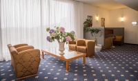  Vacation Hub International | Best Western Cavalieri Della Corona Lobby