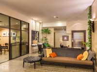  Vacation Hub International | Sunbeam Hotel Lobby