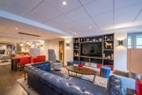  Vacation Hub International | King George Hotel Lobby