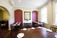  Vacation Hub International | WOOLBROKERS HOTEL SYD Lobby