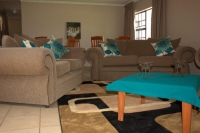 Vacation Hub International | Ibis Nest Guest Lodge Lobby