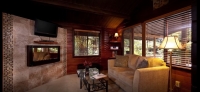  Vacation Hub International | Kilauea Hospitality Group Lobby