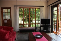  Vacation Hub International | Mundees Selfcatering Lobby