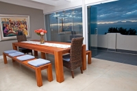  Vacation Hub International | 94 on Rodger Lobby