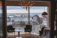  Vacation Hub International | Radisson Blu Saga Lobby