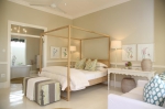  Vacation Hub International | Lexden Lobby