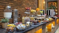 Vacation Hub International | Marmara Hotel Budapest Lobby