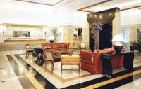  Vacation Hub International | Trident Cochin Lobby