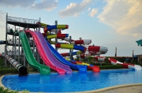  Vacation Hub International | Mirage Aqua Park Lobby