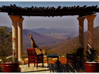  Vacation Hub International | Graceland Eco Retreat Lobby