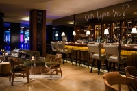  Vacation Hub International | Renaissance New York Times Square Hotel Lobby